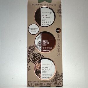 Beneath Your Mask Bath & Body Care Set - Brown